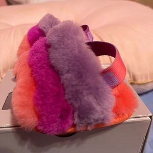 Infant Ugg Fluffy slides